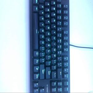 E-YOOSO keyboard rbg lights on side